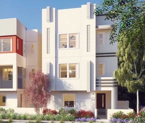 Building Photo - 11005 Summertree Dr