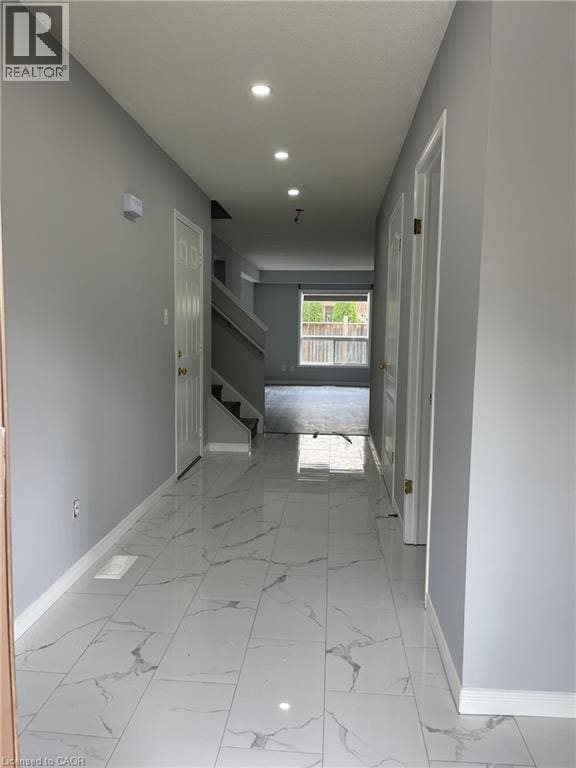 Building Photo - 189 Sims Estate Dr