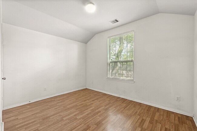 Building Photo - 8410 Green Paseo Pl
