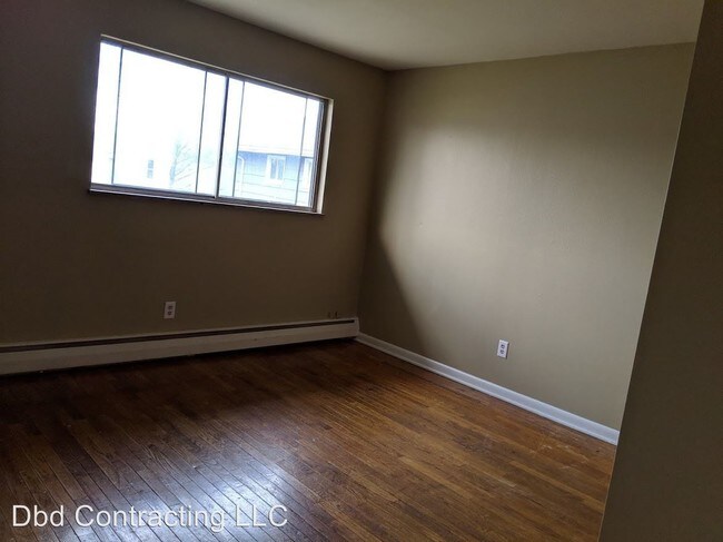 Building Photo - 3 br, 1.5 bath House - 1123 W Wildwood Ave.