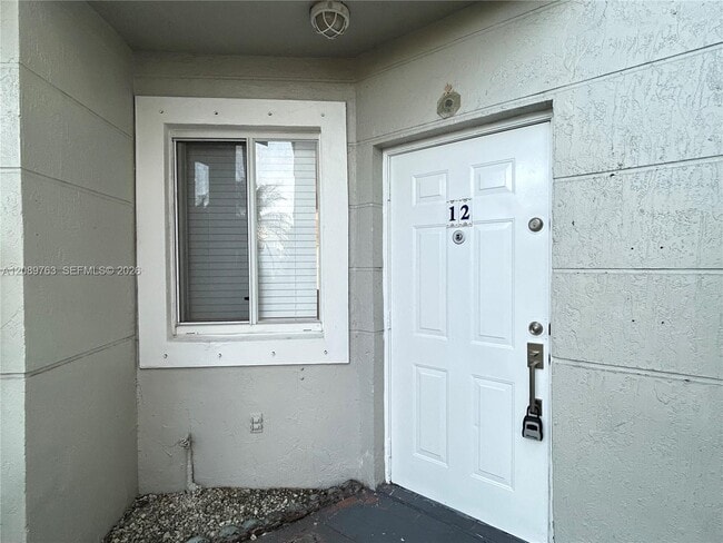 Building Photo - 130 SW 109th Ave