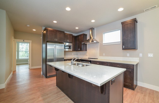 Kitchen - 4522-4256 SE 41st Ave