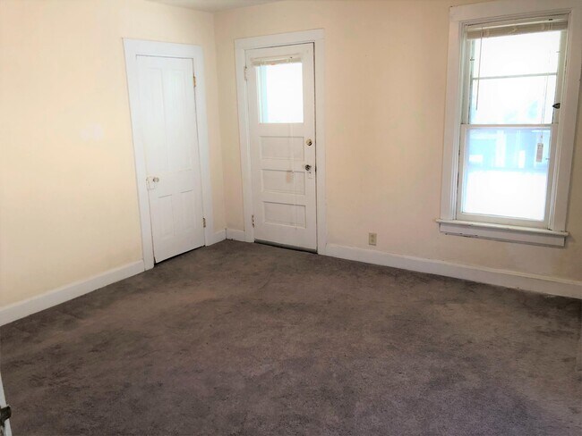 Foto del edificio - 842 E Johnson St