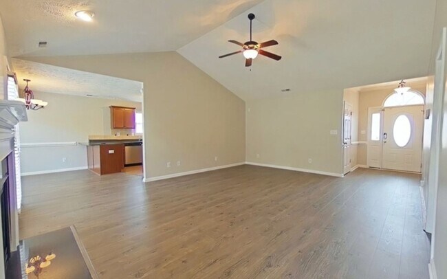 Foto del edificio - MAPLES AT WESTGATE