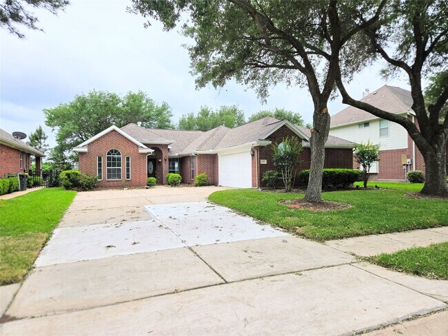 Foto del edificio - 4018 N Crystal Lake Cir