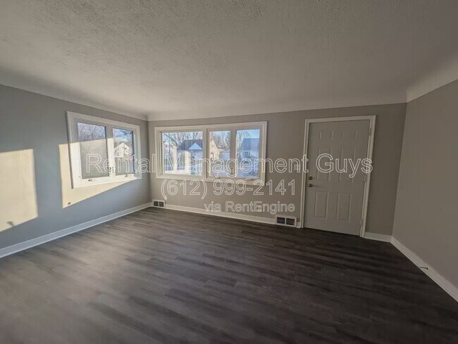 Foto del edificio - 1093 Breen St