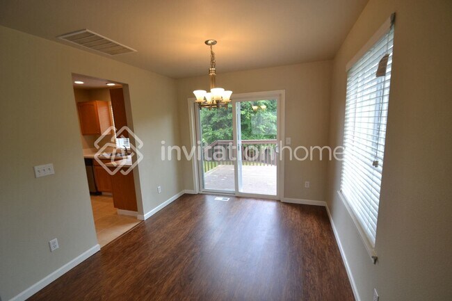 Foto del edificio - 1221 126th St Ct E