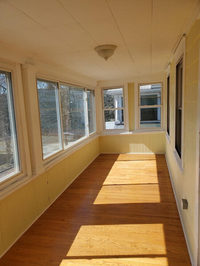 38 Warman St Unit 2, Montclair, NJ 07042 Apartments in Montclair, NJ