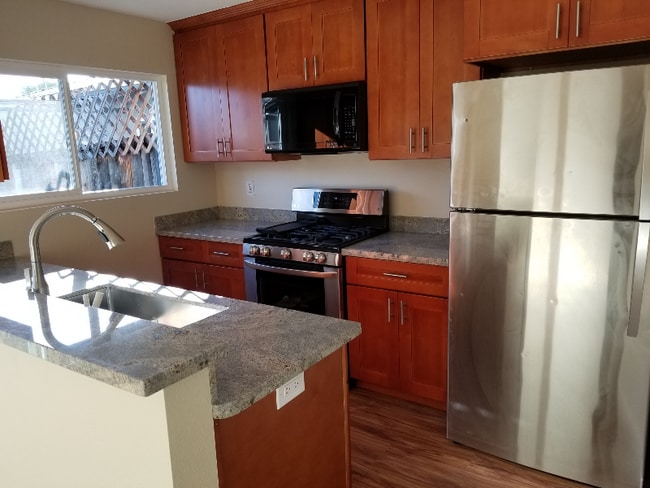 Photo - 19482 Rosemarie Pl Townhome