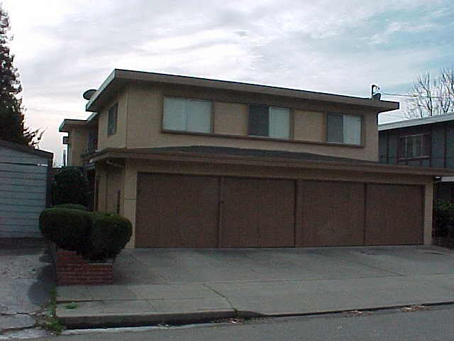 Primary Photo - 310 Albion Ave