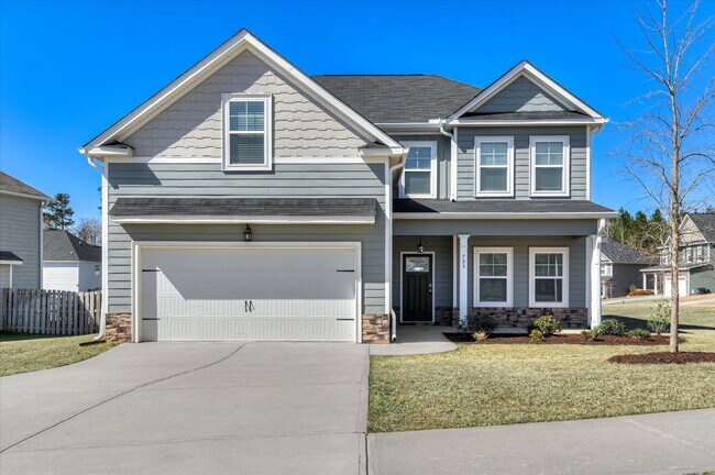 Building Photo - 705 Navan Ln