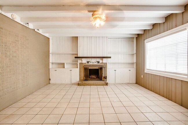 Foto del edificio - Pre Leasing for fall 2026! 3/2 in Tech Terrace!