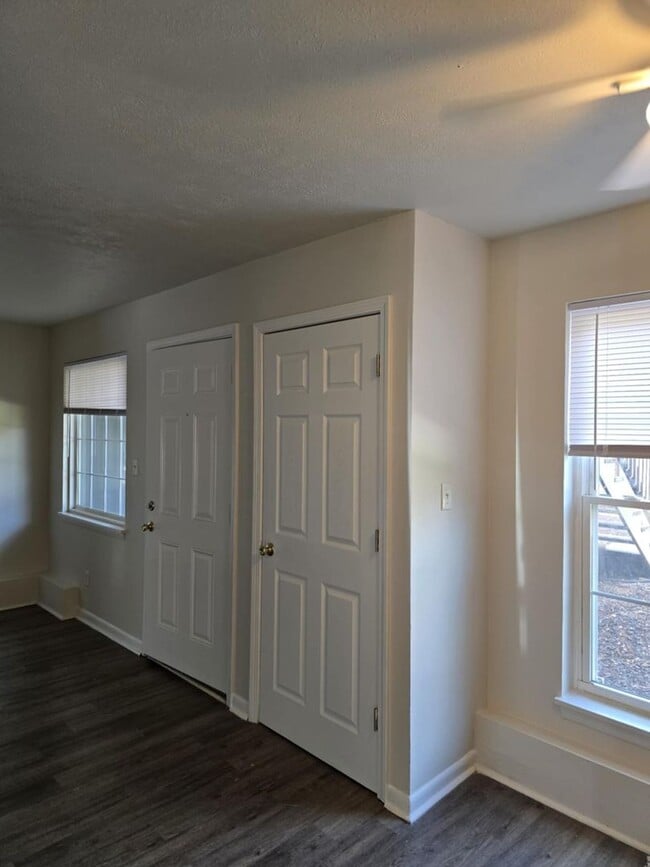 Interior Photo - Chateau Royale Apartments
