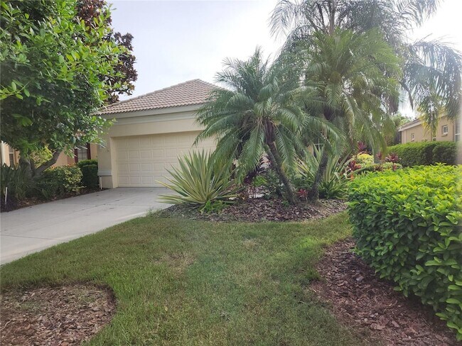 Building Photo - 6642 Tailfeather Way