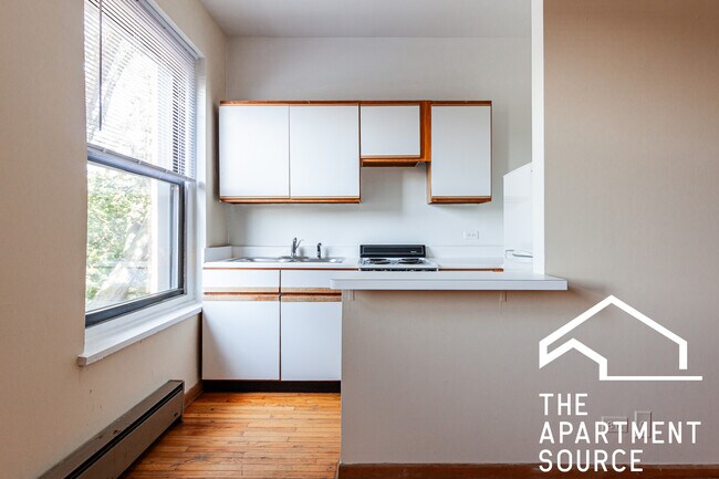 Foto del edificio - 633 W Barry Ave