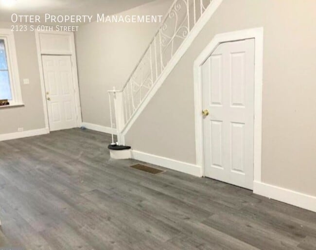 Photo - 2123 S 60th St House