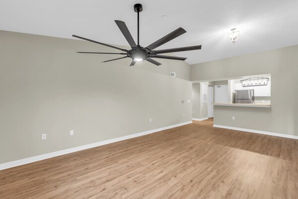 Foto del edificio - 8271 Key Royal Cir