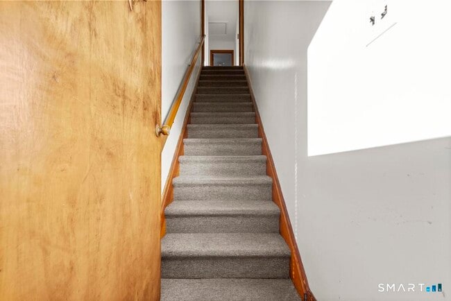 Building Photo - 16 Harold Ave