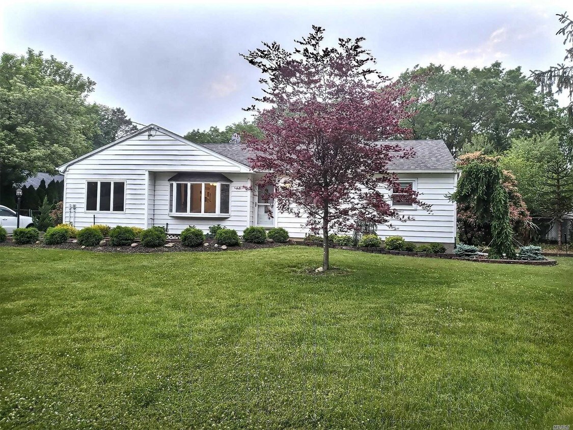 Foto principal - 2560 Sycamore Ave