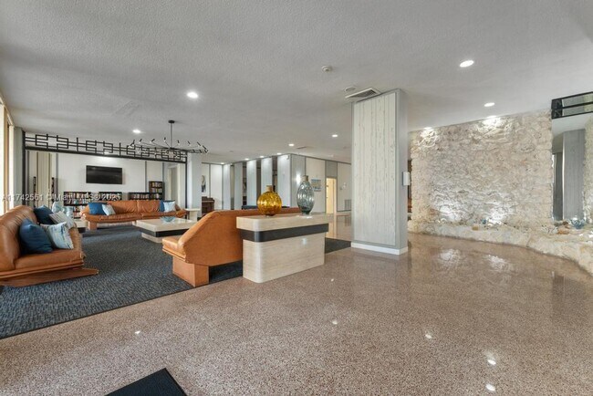 Foto del edificio - 137 Golden Isles Dr