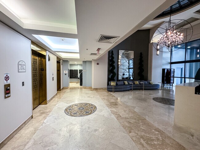 Foto del edificio - 255 Evernia St
