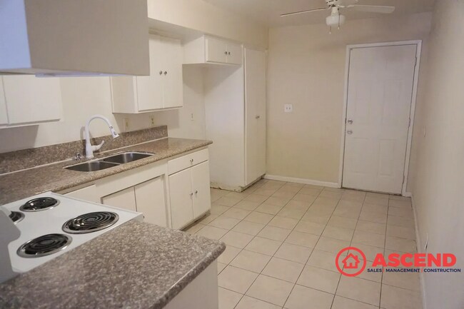 Foto del edificio - 1012 Quincy St
