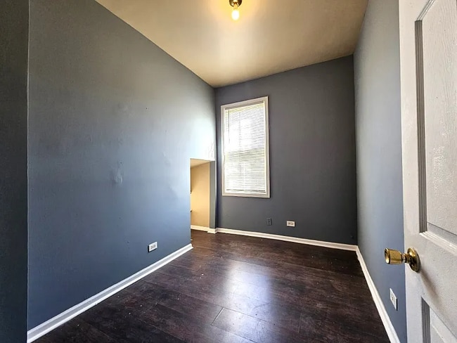 Photo - 12026 S Union Ave Apartment