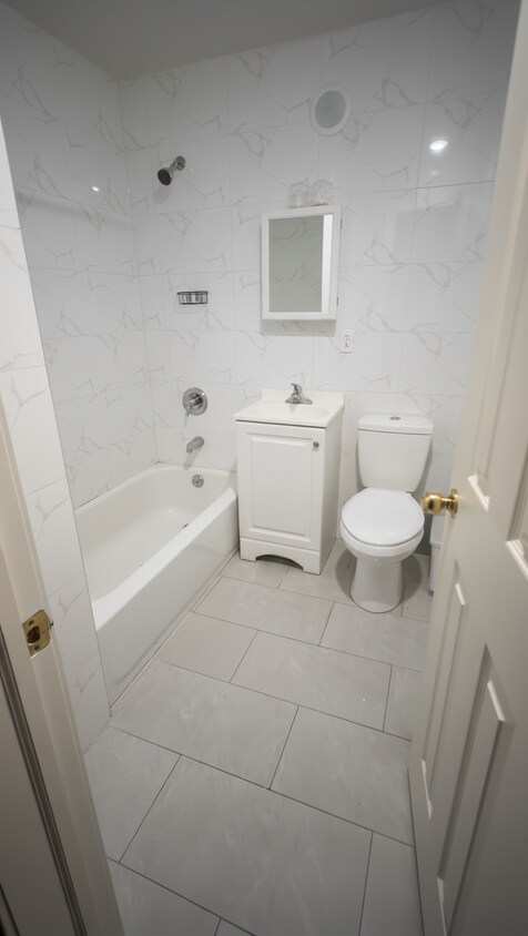 Foto del edificio - 34-16 58th St