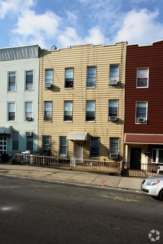 Primary Photo - 140 23rd St