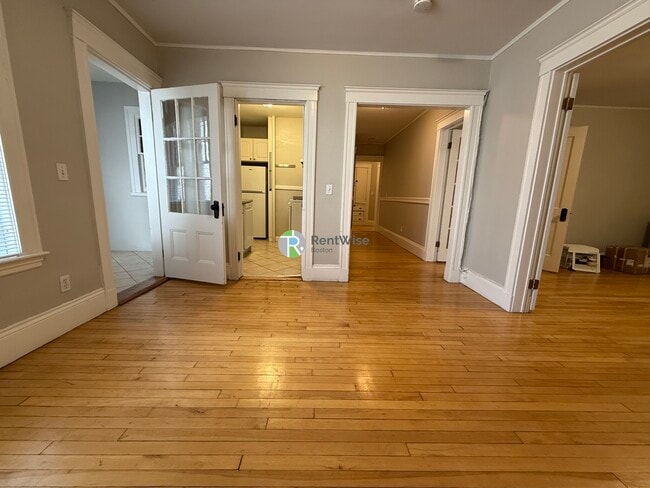 Building Photo - 11 Story St