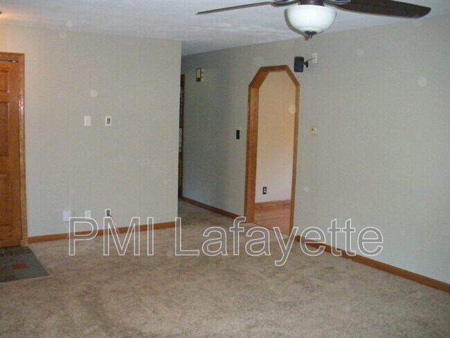 Building Photo - 4129 Trees Dr