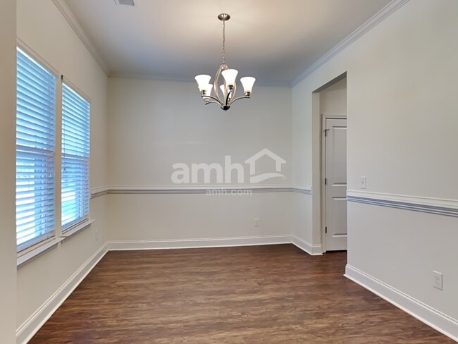 Building Photo - 99 Beverly Drive