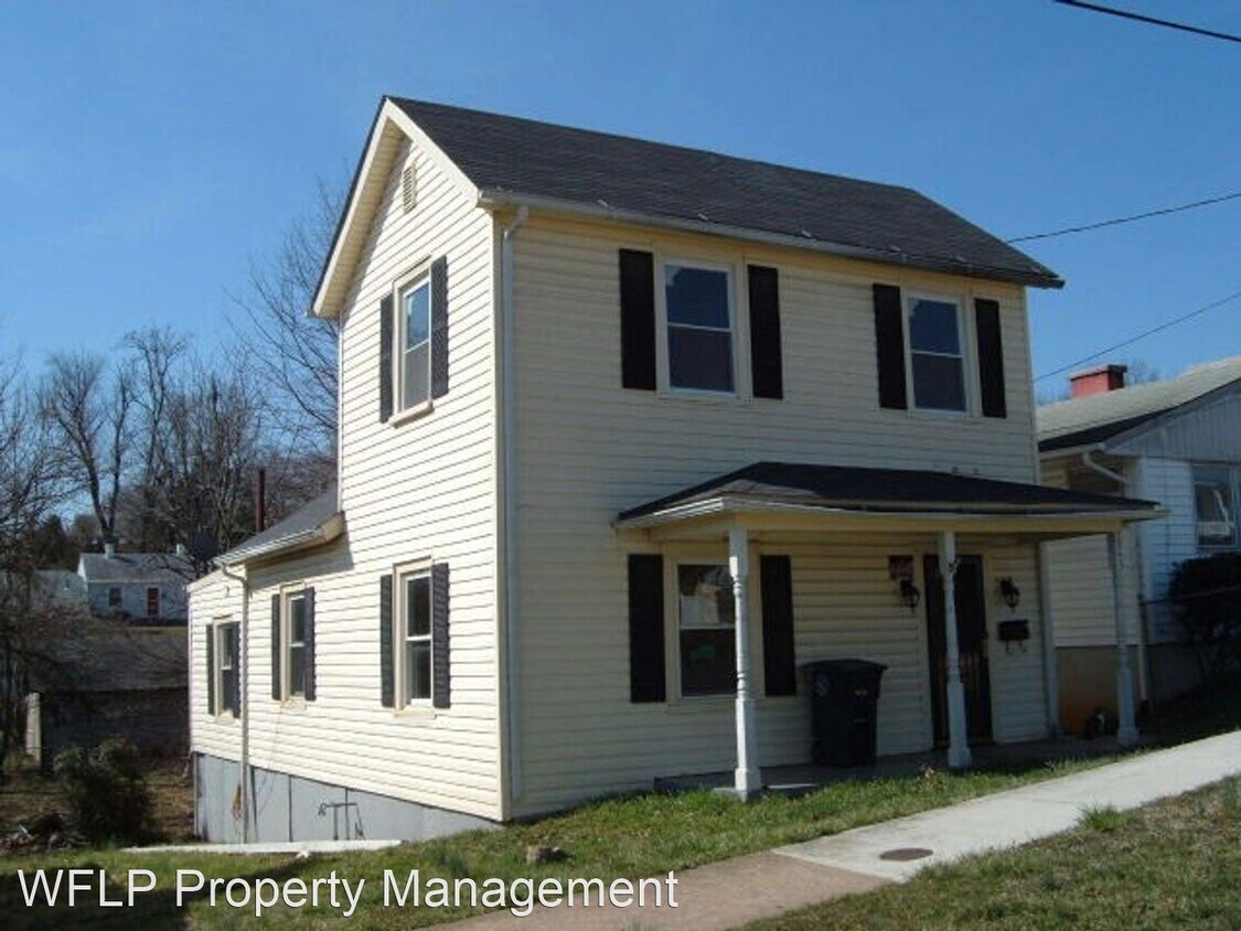 Primary Photo - 2 br, 2 bath House - 1045 Brook St
