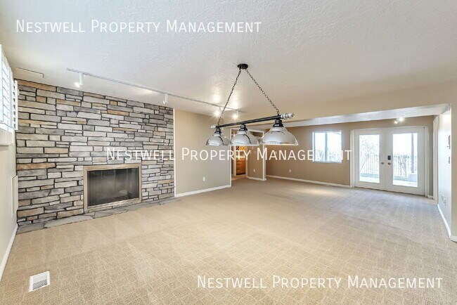 Foto del edificio - 8784 S Hidden Oak Dr