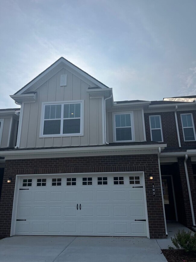 Foto del edificio - Brand New Construction in Nichols Place