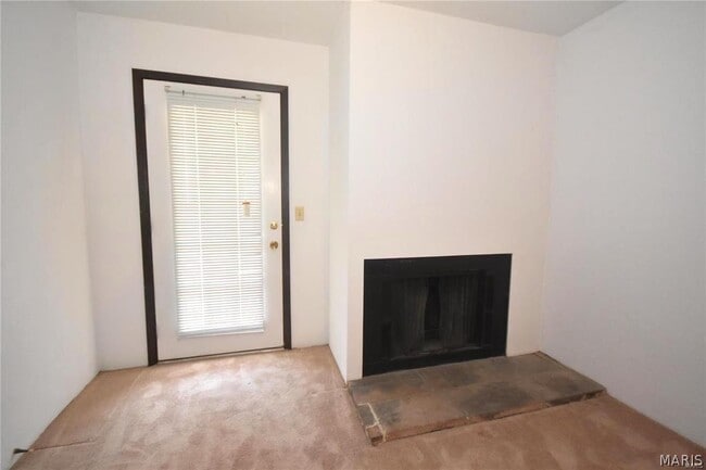 Building Photo - 94 Peachtree Ln