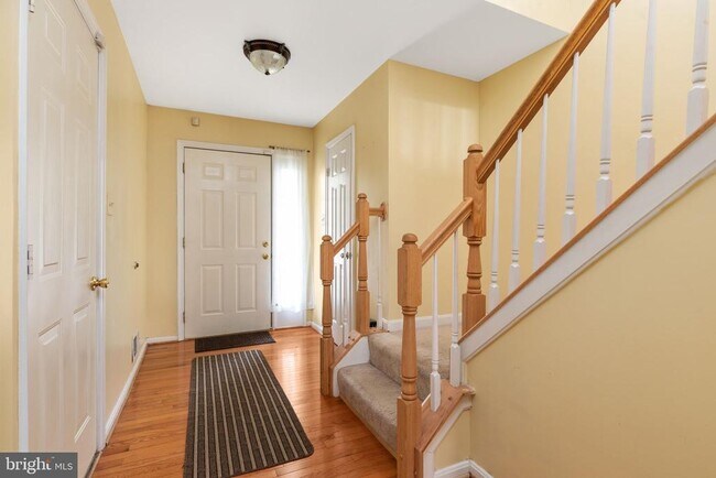 Foto del edificio - 2471 Clover Field Cir