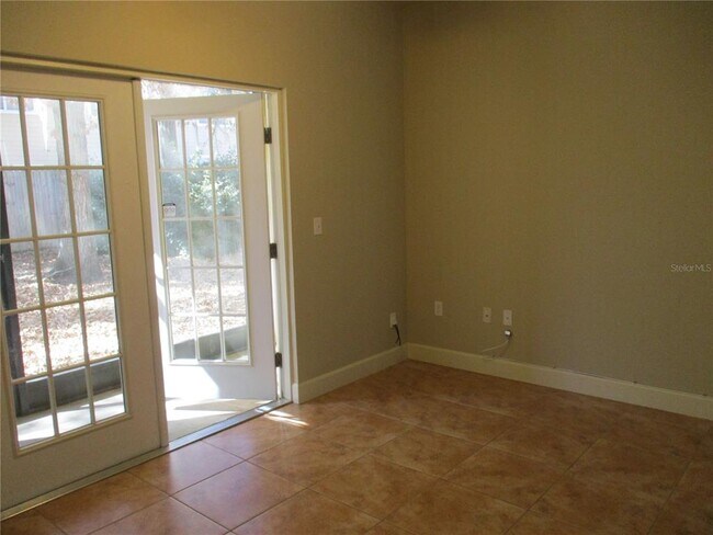 Foto del edificio - 2951 SW 35th Pl