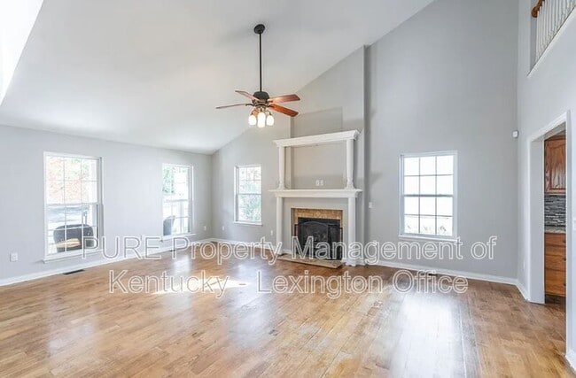 Foto del edificio - 4640 Riverman Way
