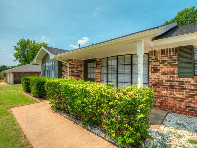 Foto del edificio - 715 S Pleasant View Dr