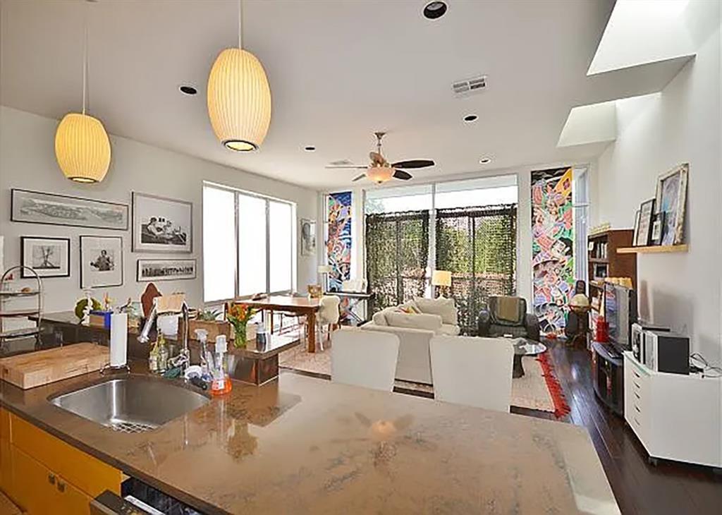 Foto principal - 508 E 53rd St