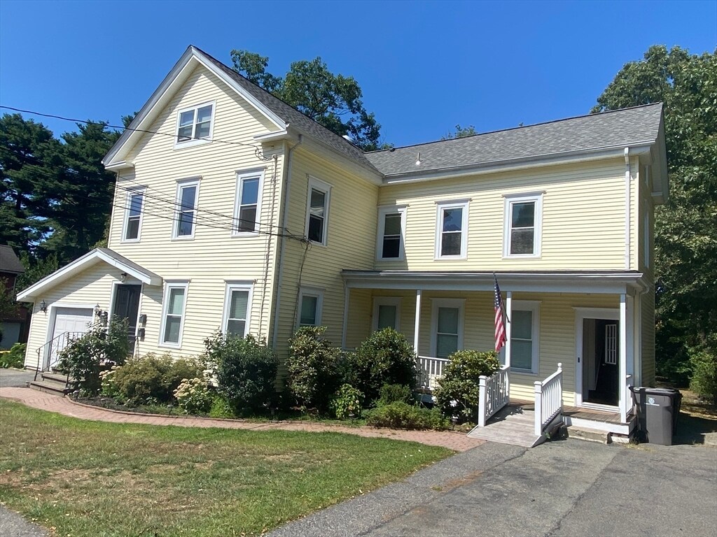 Primary Photo - 161 Central St