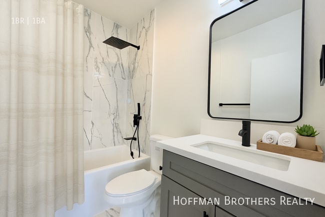 Building Photo - 1541 Ocean Ave