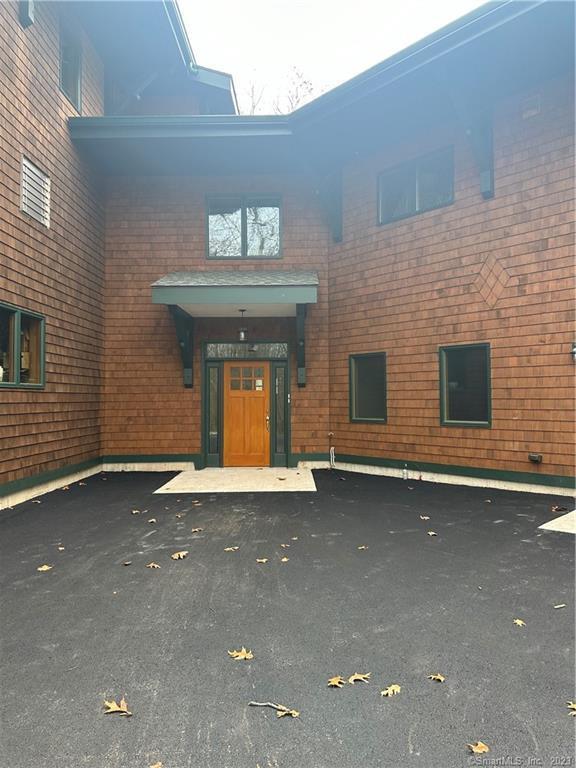 Primary Photo - 83 Brookfield Rd