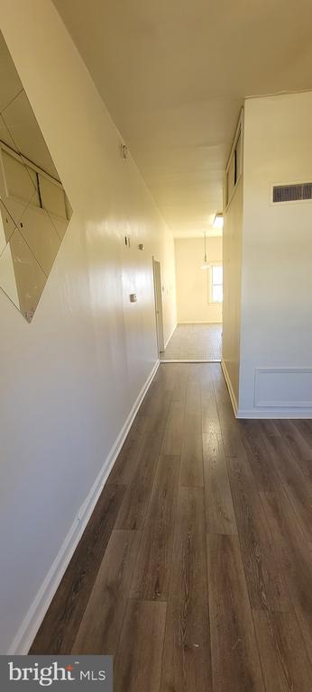 Foto principal - 7539 W River Dr