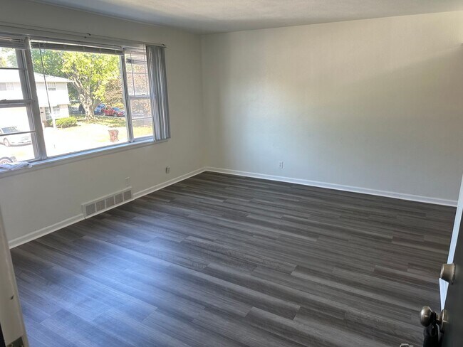 Foto del edificio - 2908 N Rockwood Dr