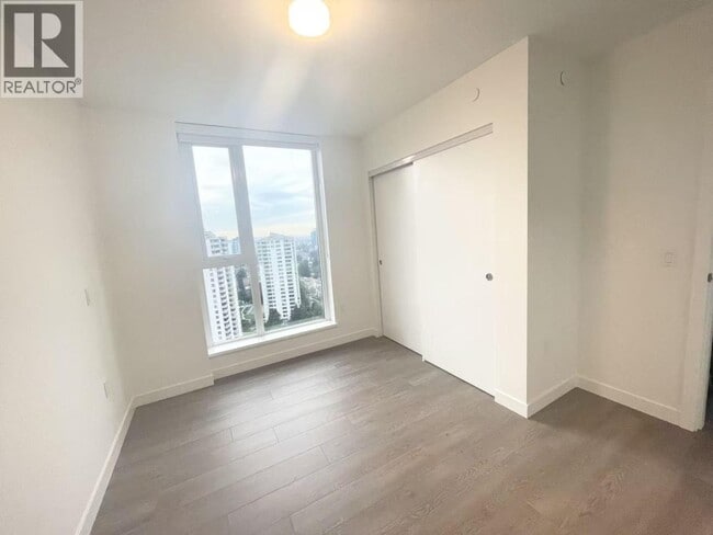 Building Photo - 5685 Halley Ave