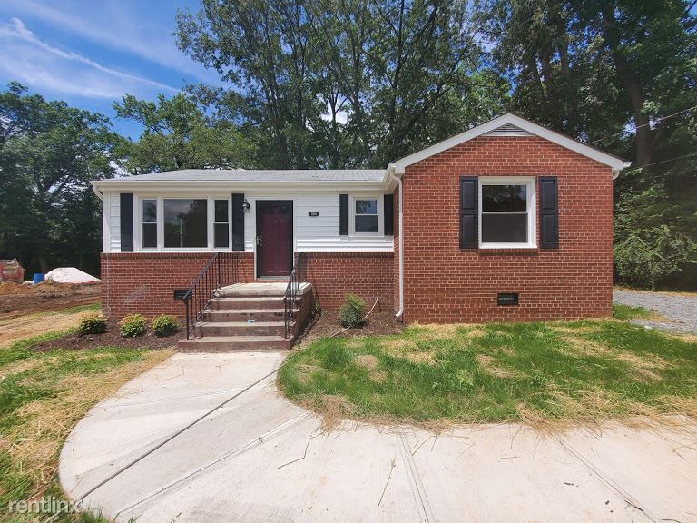 Primary Photo - 3 br, 1 bath House - 1104 New York Ave