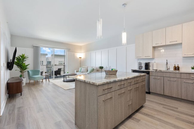 Foto del edificio - 28294 Ferry Rd