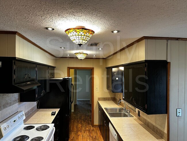 Foto del edificio - 214 Brookhaven Terrace